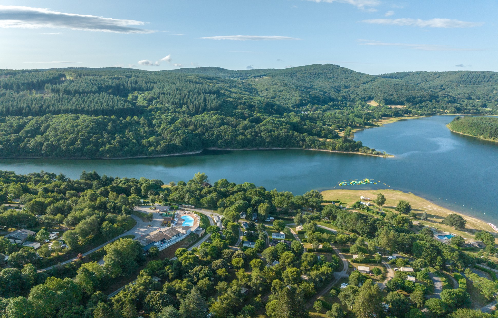 Camping Homair Rieumontagné lac Laouzas