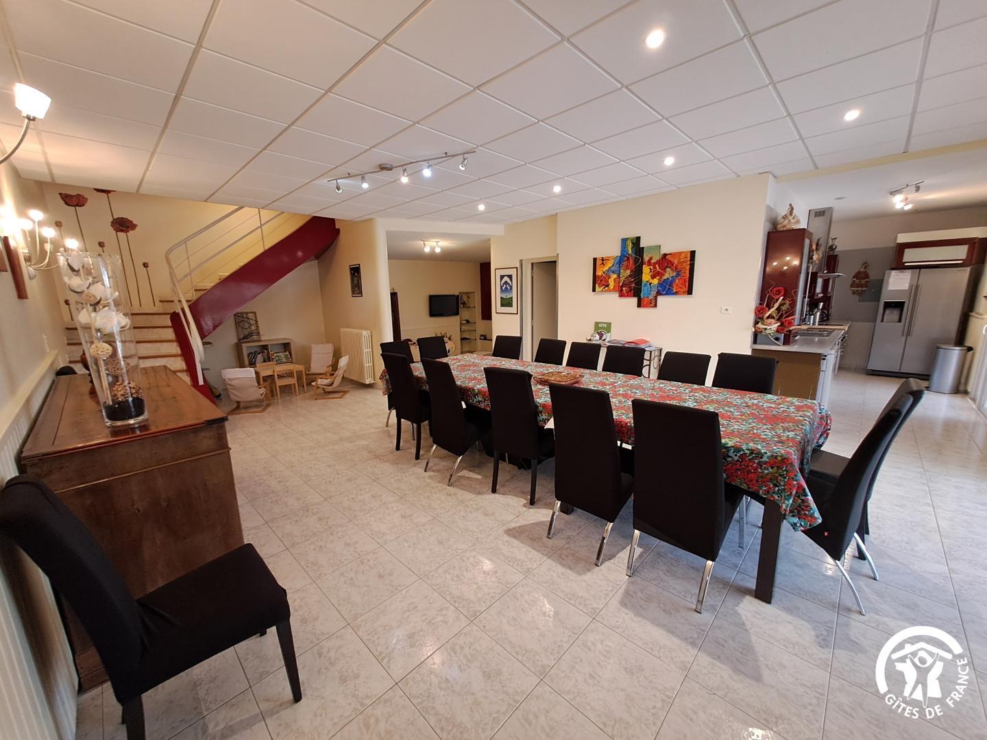 La Roque - St Agnan - Gîtes de France Sud - pièce à vivre