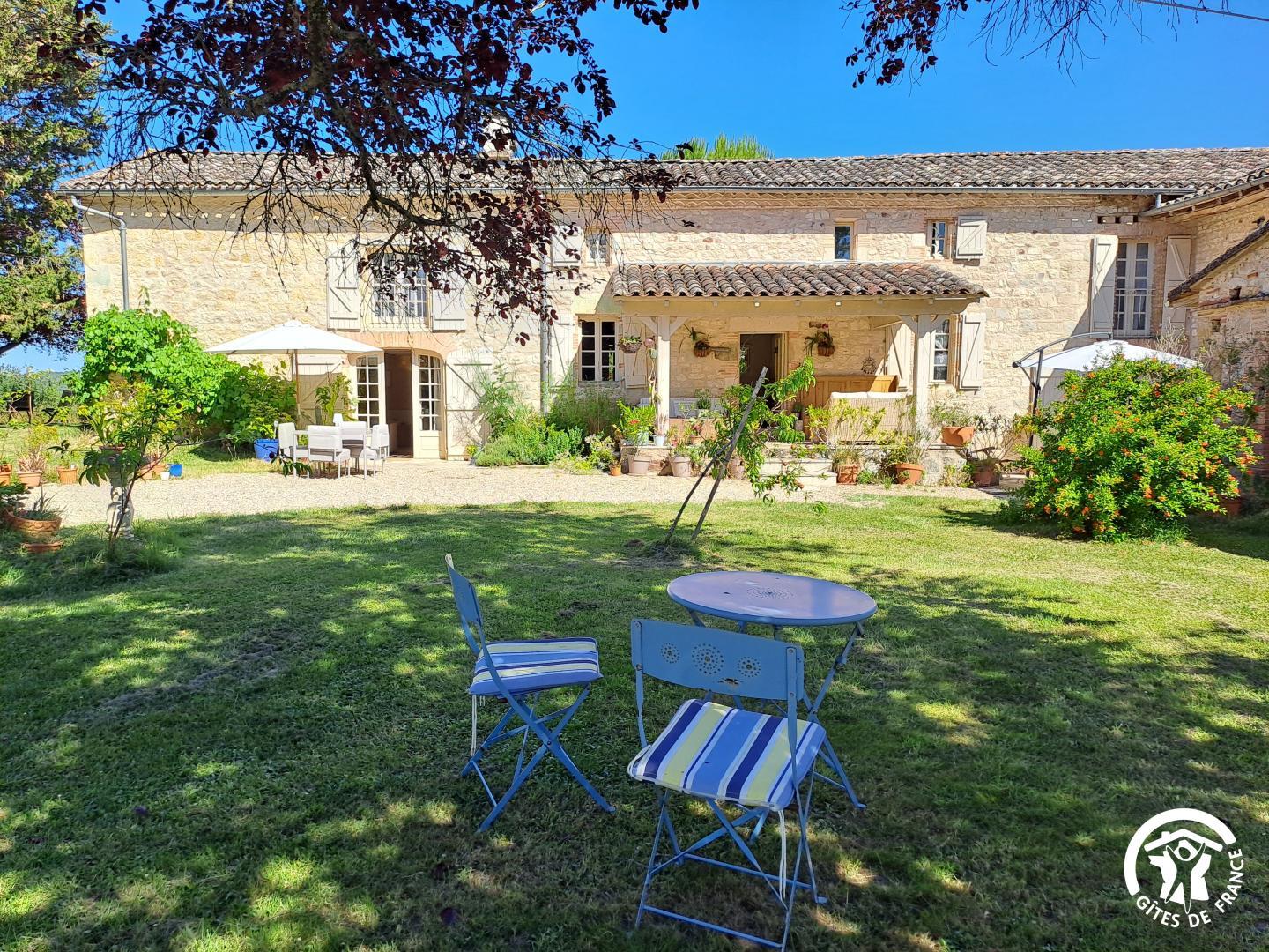 Péchauzi - Castelnau de Montmiral - Gîtes de France Sud - gîte