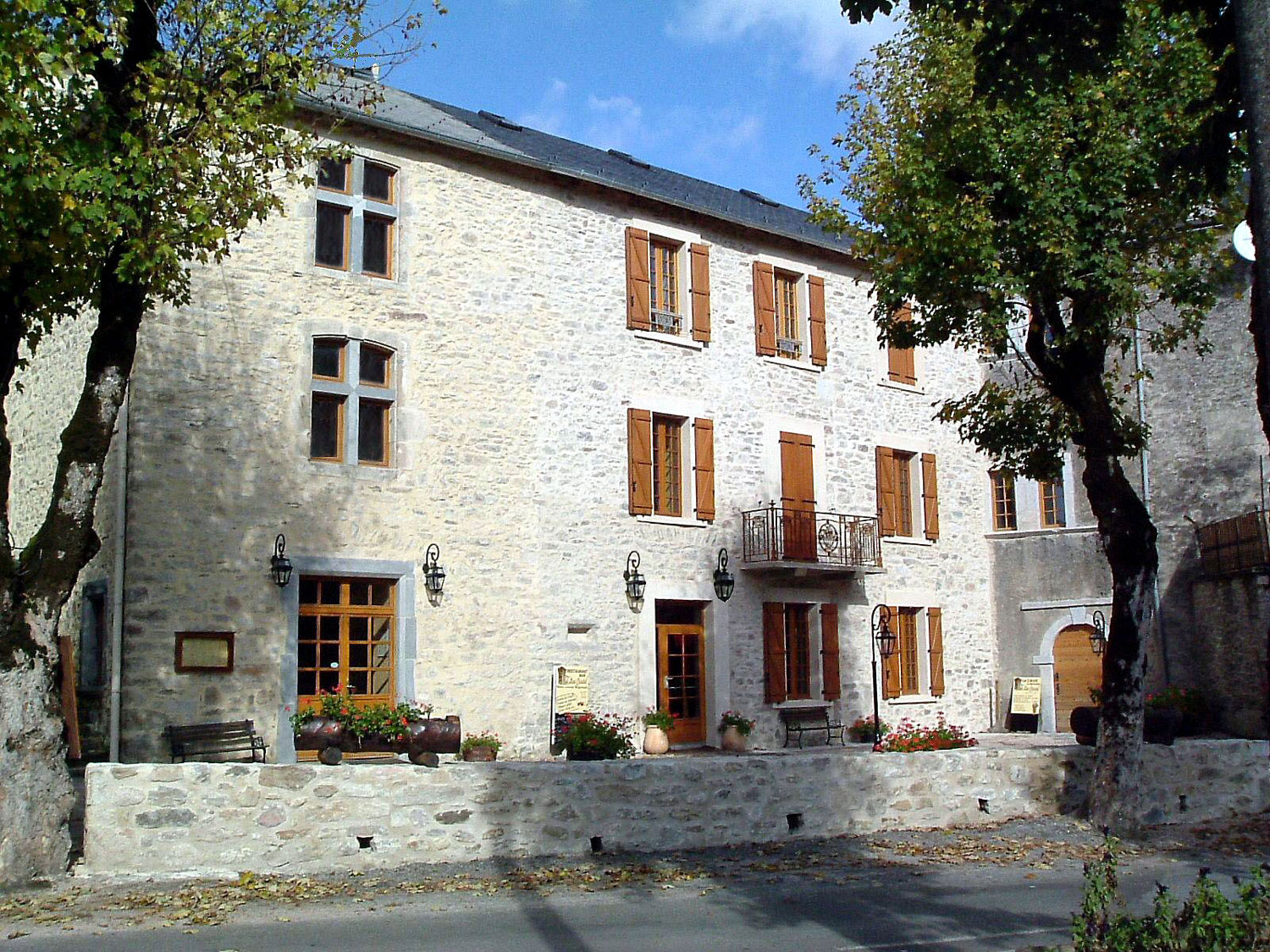 Façade