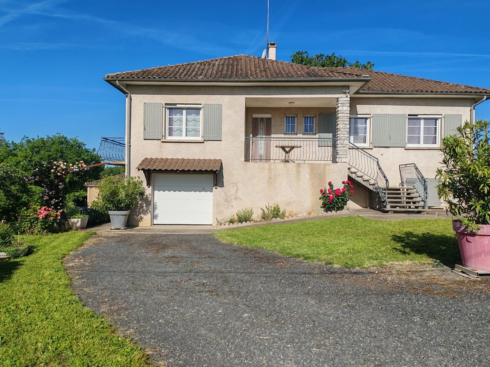 Maison de face