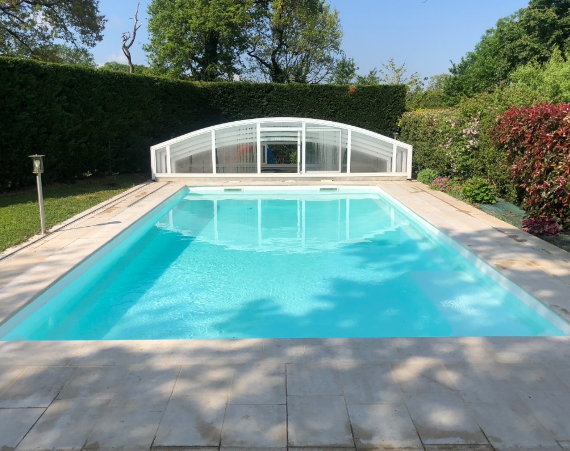 Gîte avec piscine 12 personnes entre Castres et Albi dans le Tarn en Midi-Pyréénes, région Occitanie