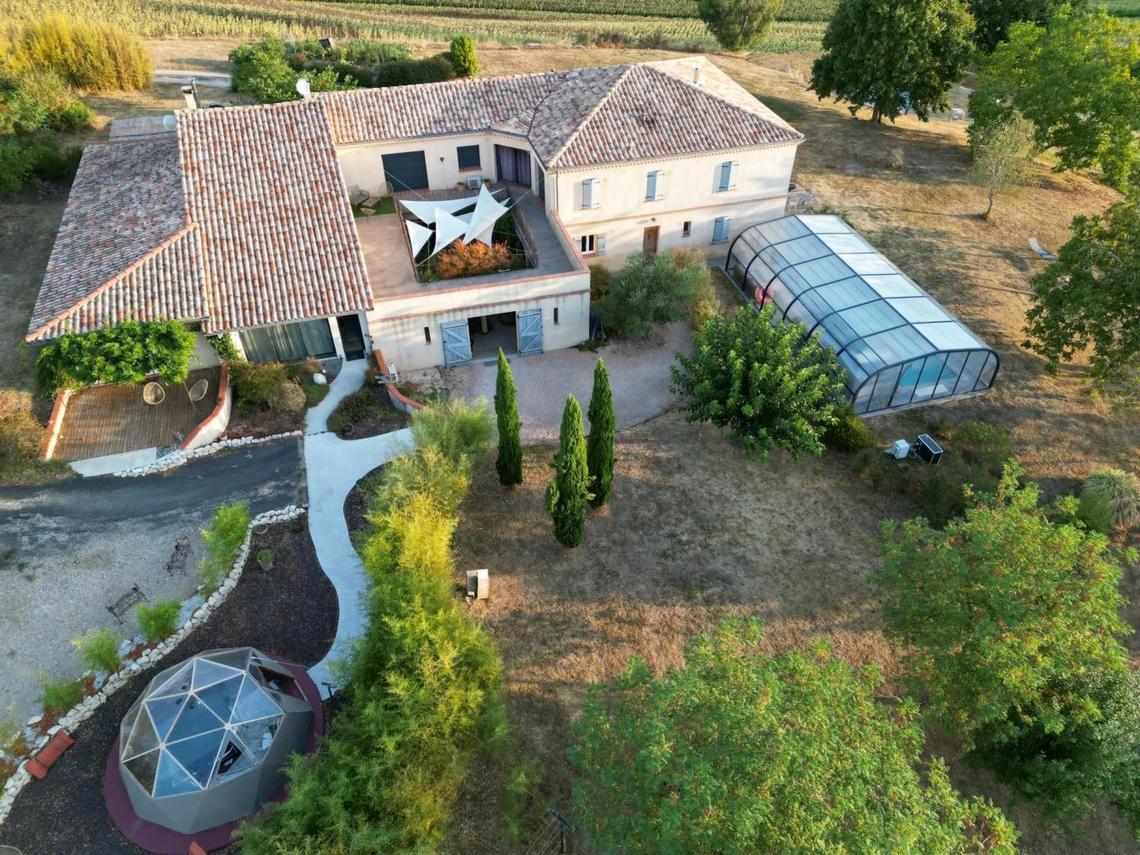 Le Dôme et son jacuzzi G1842 Gîtes de France Tarn