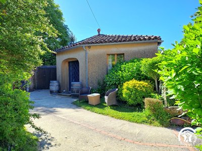 La Petite Maison - Labastide Rouairoux - Gîtes de France Sud - le gîte