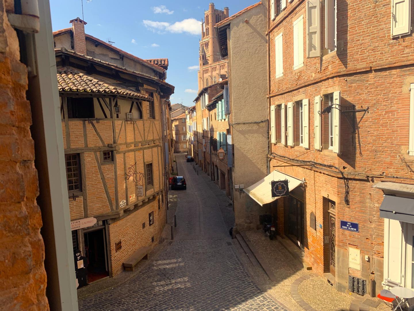 Vue de la fenêtre du séjour