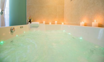 jacuzzi