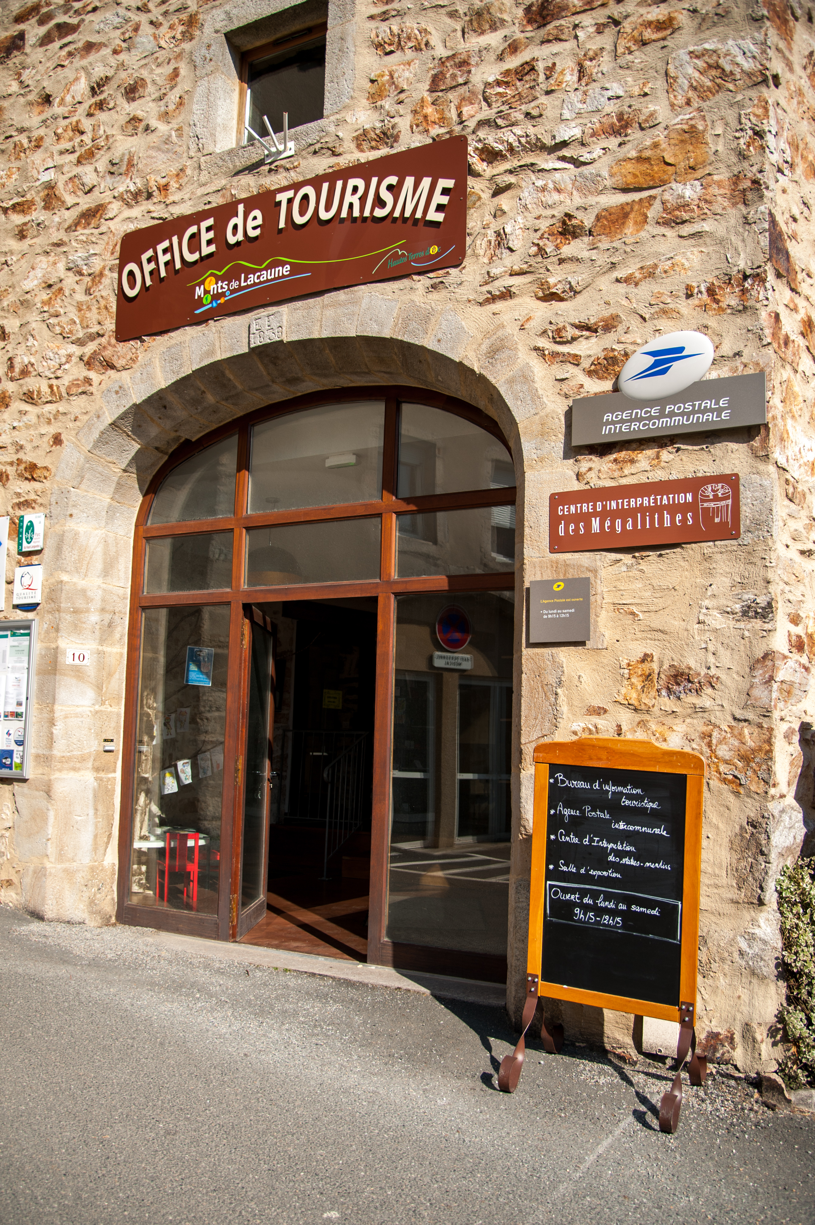 Façade