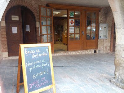 Castelnau de Montmiral