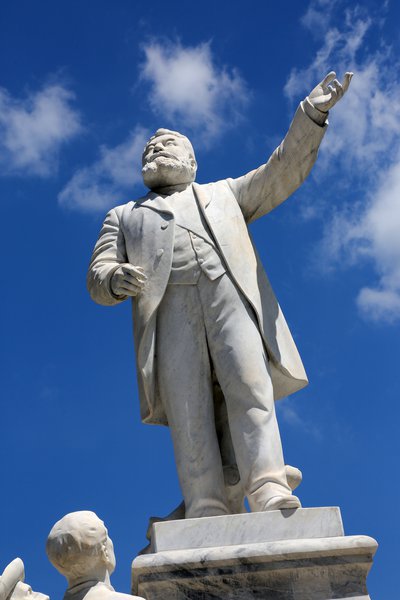 Statue Jaurès