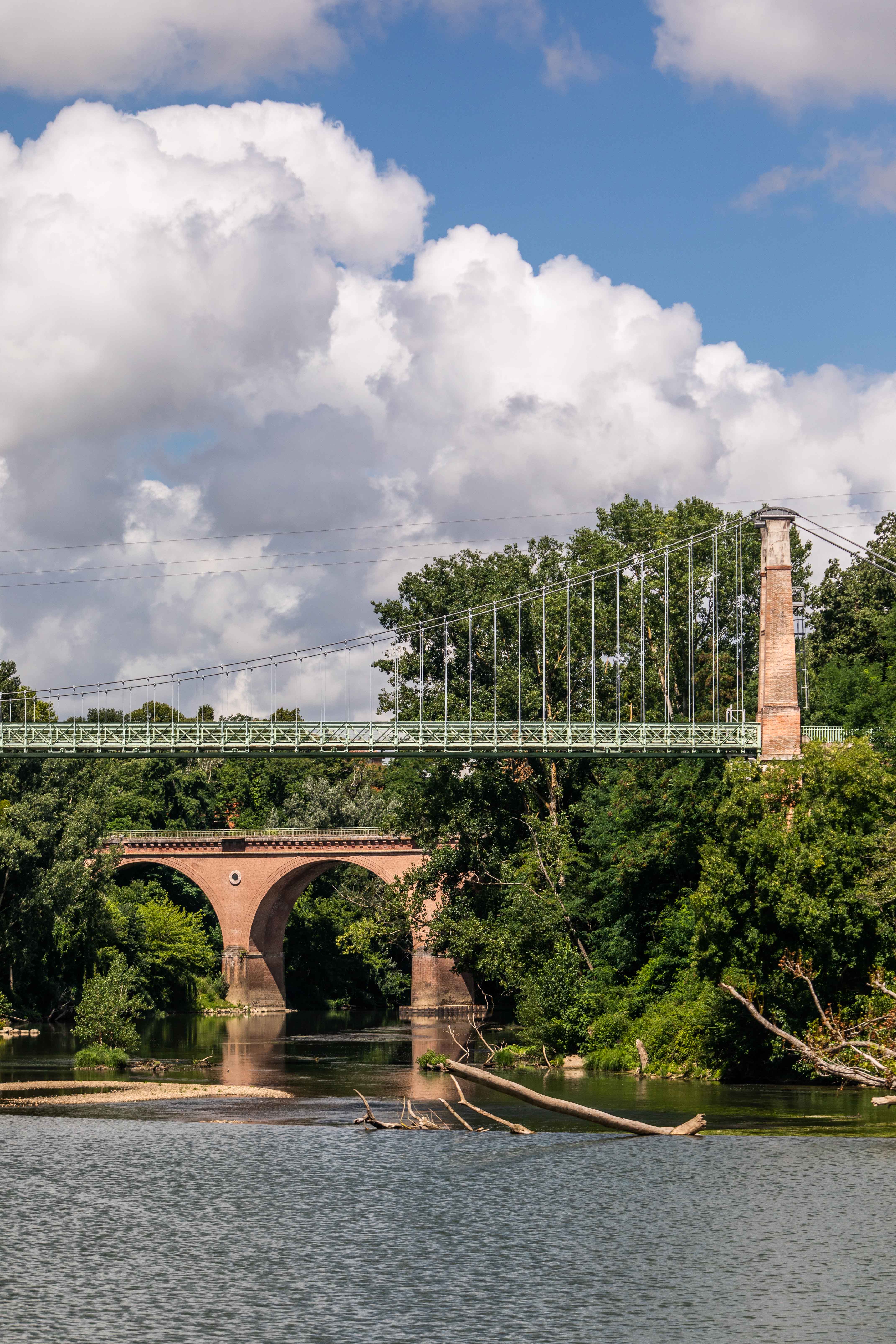 Le Pont Suspendu_Saint-Sulpice