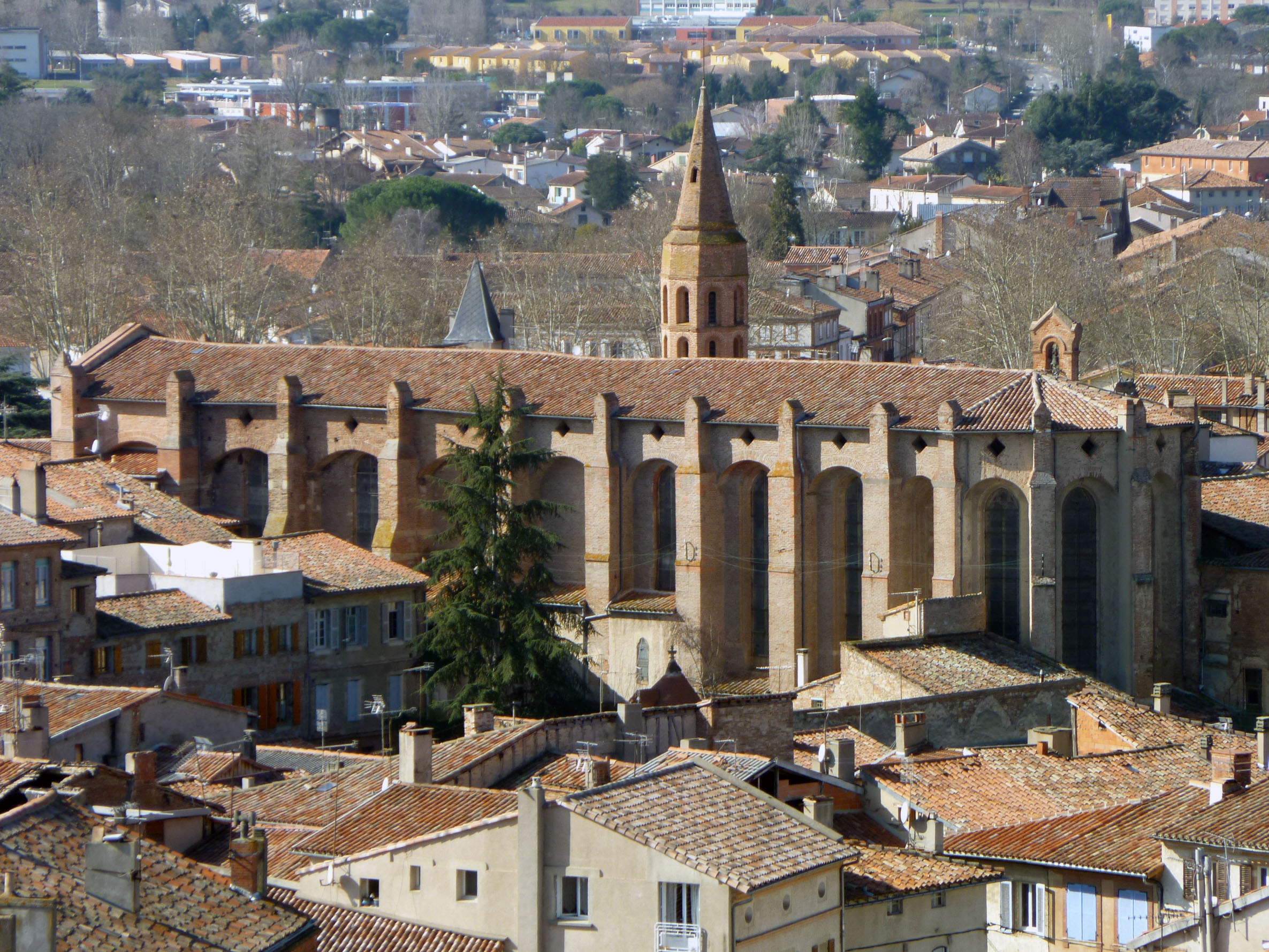 vue aérienne - Eglise Saint François - Lavaur - Tarn