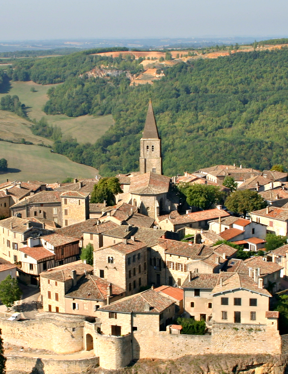 Eglise Saint-Corneille Puycelsi Village