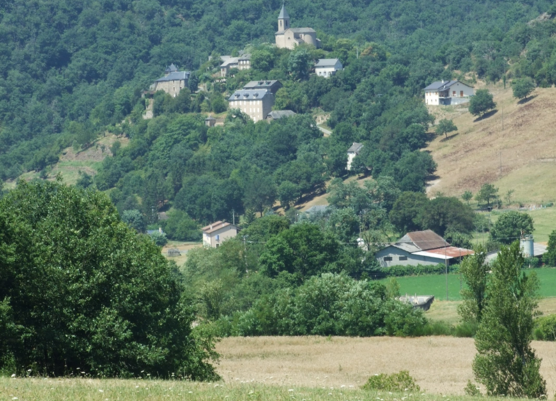 Vue sur Gaycre depuis le sentier