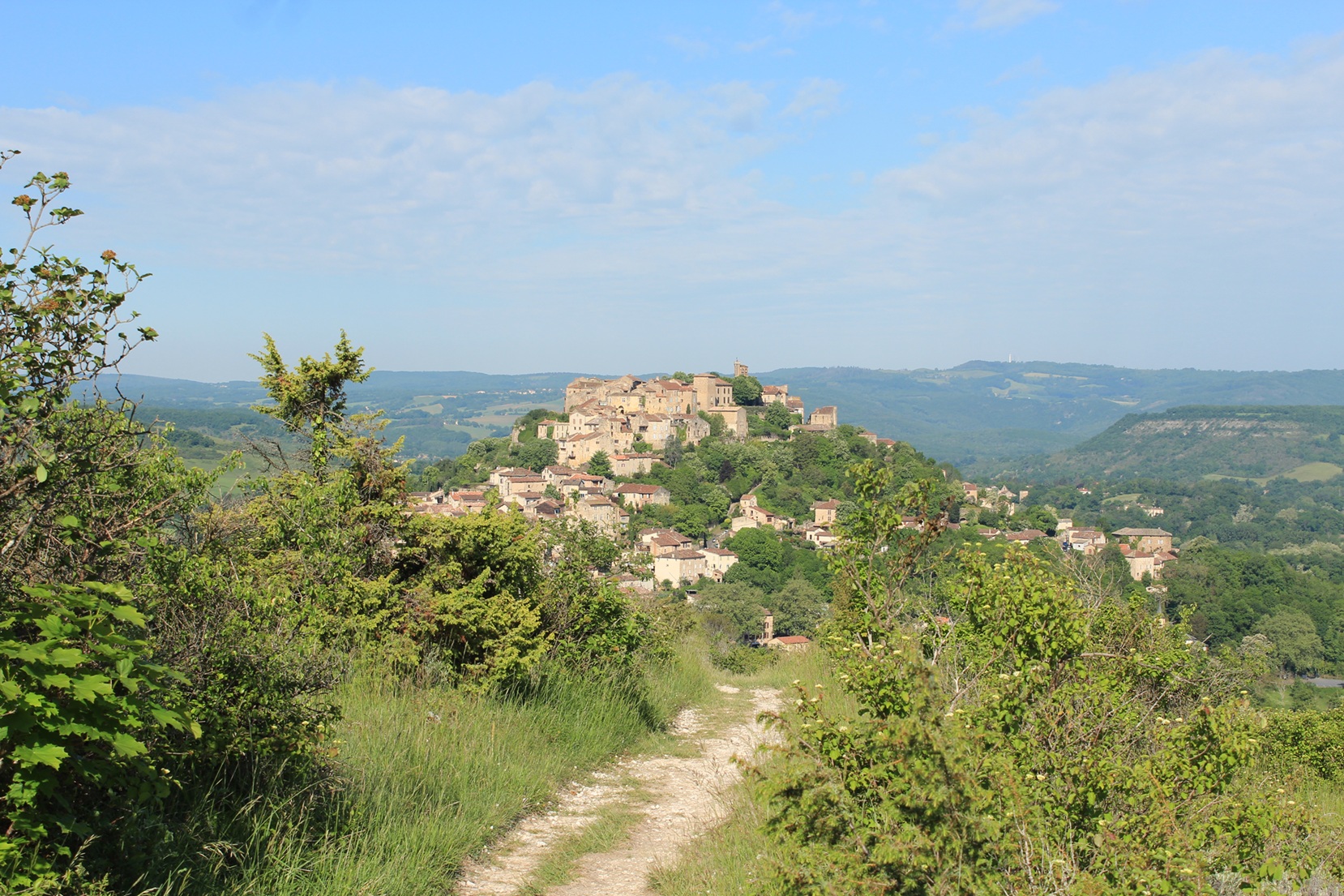 Vue sur Cordes depuis le Pied-Haut