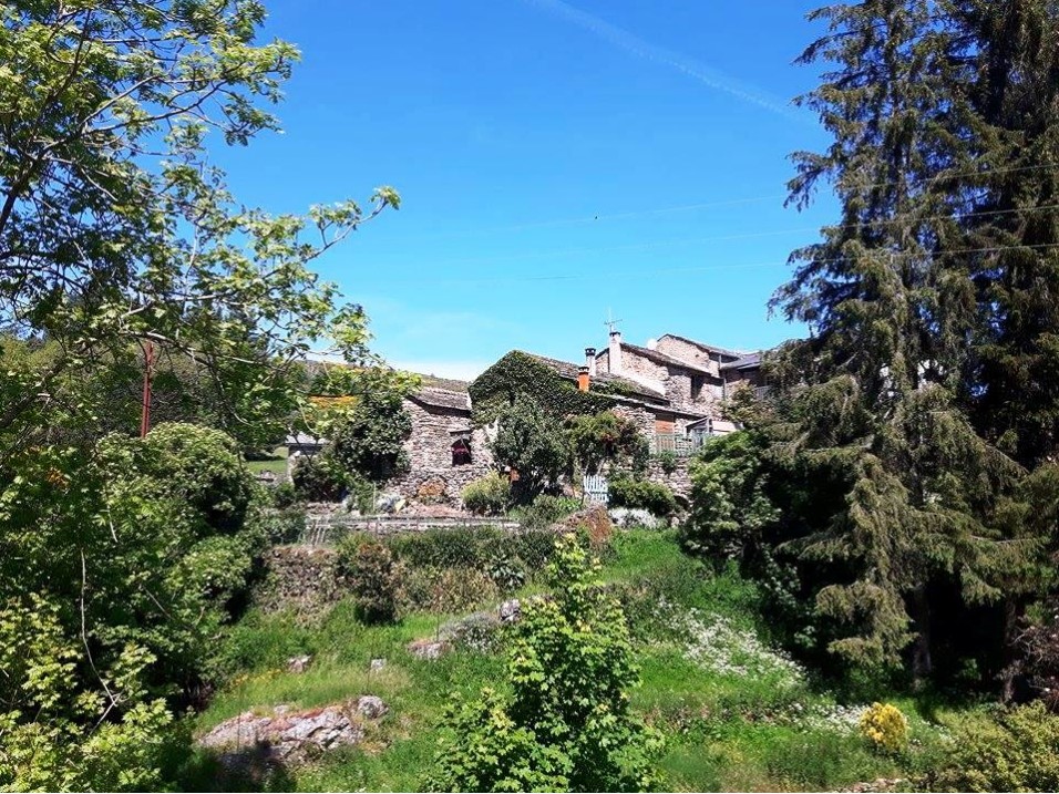 Vue sur le village de Douch