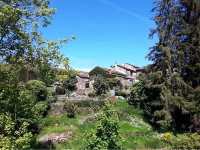 Vue sur le village de Douch