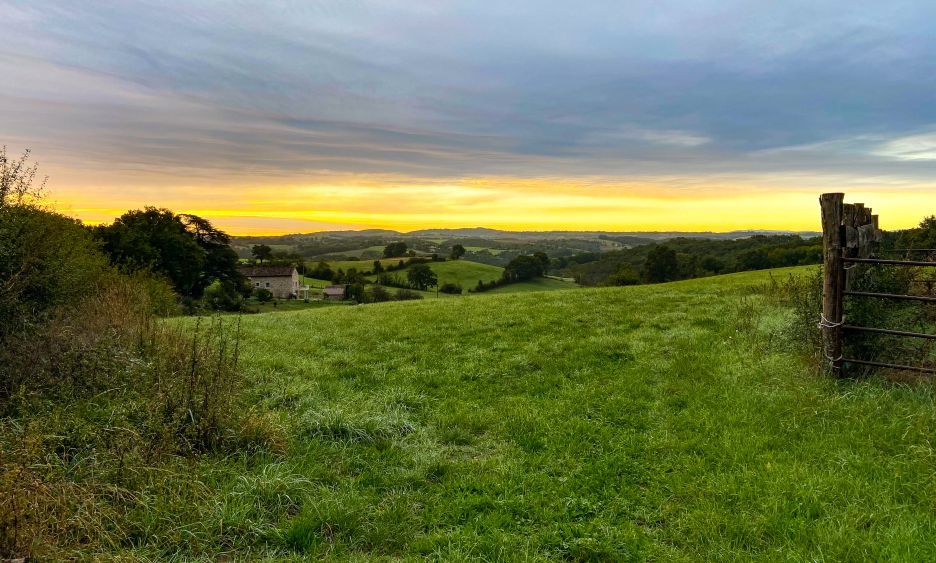 Matin sur les collines Montredonnaises
